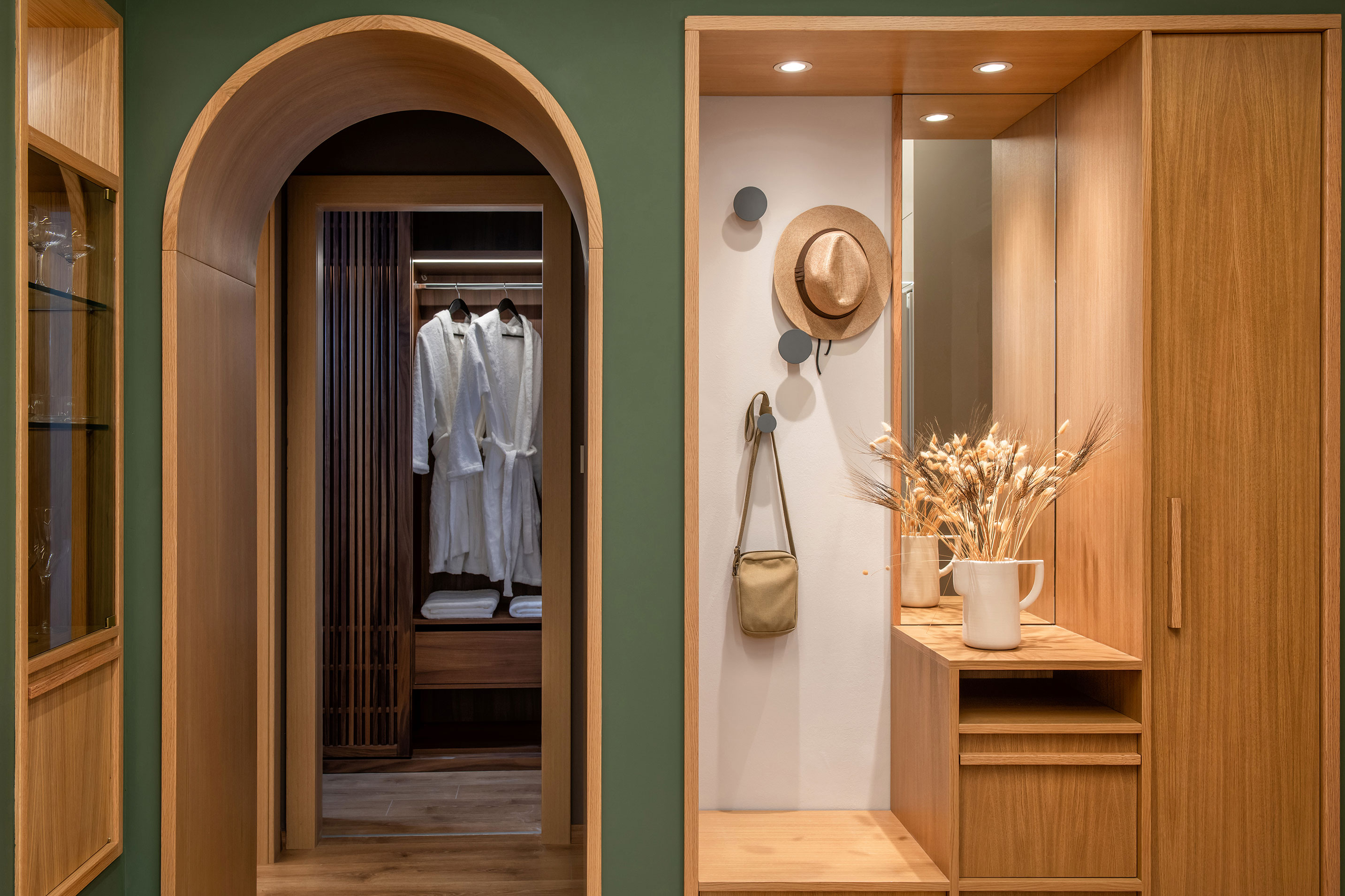 Kitchen & Living Room