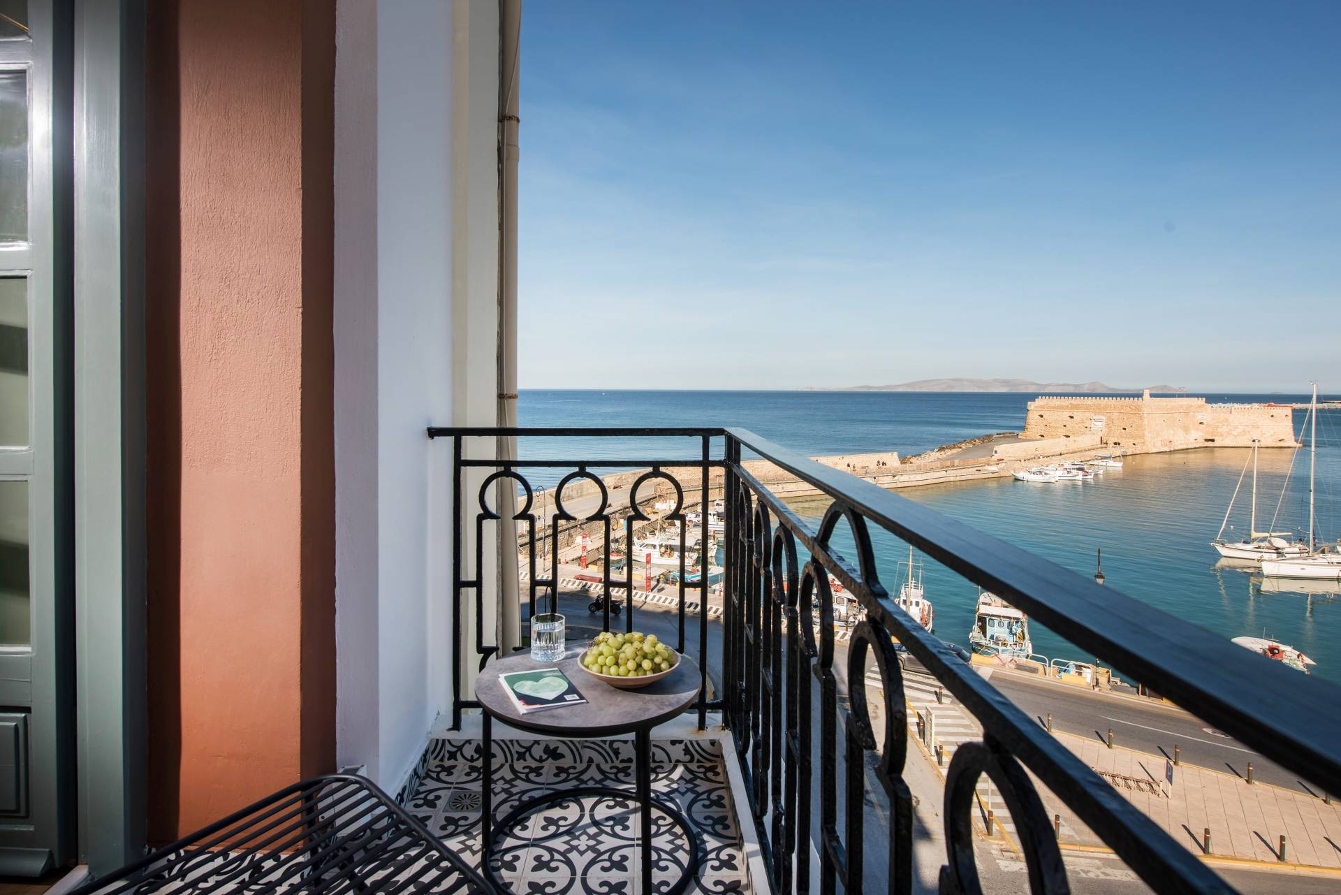 Business-traveller friendly