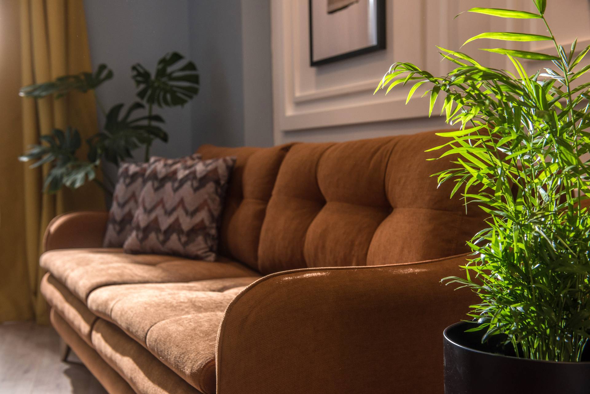 Kitchen & Living Room